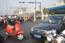 Xe Bí thư huyện đâm chết người, tài xế bỏ trốn