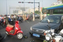 Xe Bí thư huyện đâm chết người, tài xế bỏ trốn