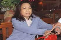 Đình chỉ Đảng, công tác Thẩm tra viên nhận hối hộ