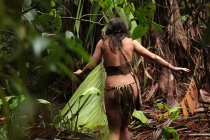 “Quan hệ” xong, “lột sạch” người tình 40 tuổi 