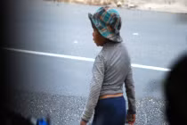 Phẫn nộ chăn dắt trẻ sắp chết... làm mồi bán vé số