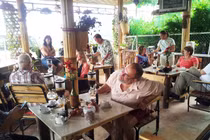 Tây mê cà phê chồn "42 tỷ đồng" ở Đà Lạt