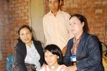 Vụ cha nhốt con 3 tháng qua lời kể bà nạn nhân