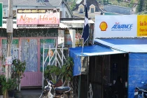 Ẩu đả trong quán cà phê, 2 người chết