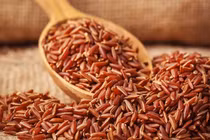 Người bị đau khớp nên ăn gì để thoải mái vận động?