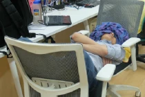 Độc chiêu sếp Việt cấm nhân viên ngủ trưa