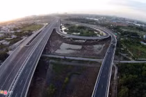 Cao tốc 120 km/h đẹp nhất Sài Gòn trước ngày thông xe