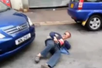 101 kiểu lao vào ô tô ăn vạ cười ra nước mắt