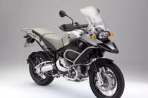 “Mổ xẻ” siêu môtô của đoàn Thái Lan vừa bị CSGT phạt