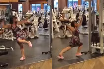 Gái trẻ tập gym khiến ai cũng muốn "đập đầu vào tường"