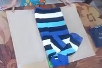 Dụng cụ gấp quần áo tự chế ai cũng có thể làm