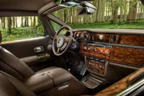 Rolls-Royce Phantom với nội thất bọc da đà điểu cực độc