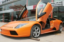 Tròn mắt trước dàn siêu xe khủng nhất Việt Nam