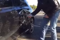 Thêm một cách chữa móp méo ô tô quá đơn giản