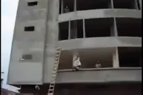 Phong cách chuyển vữa kiểu Người Nhện khó tin