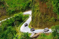 Từ tai nạn Lào Cai, học kỹ thuật lái xe đổ đèo