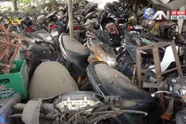 Cận cảnh những bãi xe si-đa giữa lòng Hà Nội