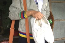 Kỷ luật thầy giáo “cắt dép học trò“