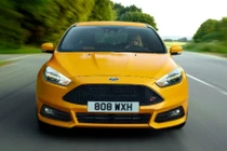 Ford Focus ST 2015 mới khuất phục mọi dân chơi