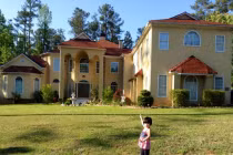 Choáng ngợp cơ ngơi ở Mỹ của “thị màu” Thúy Nga