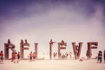 Video du lịch độc giúp chàng trai Việt nổi tiếng thế giới