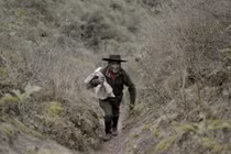 Cụ ông 79 tuổi sống đơn độc 40 năm trong hang núi