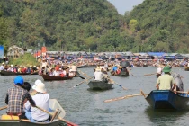 Những “máy chém” tại lễ hội chùa Hương