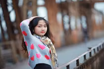 Thiếu nữ 10X cực xinh mơ màng trong mùa đông Hà Nội