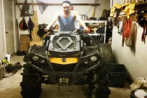 Mô tô giá 250 triệu của Cao Thái Sơn có gì độc?