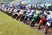 Gần 700 chiếc Exciter khắp miền Bắc náo loạn Ninh Bình