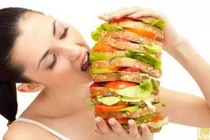 Sai lầm tai hại trong ăn uống khiến "rước bệnh vào thân"