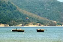 Du lịch 30/4: Tour giá rẻ hút khách