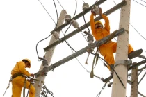 Tại sao EVN luôn được quyền tăng giá điện?