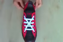 5 cách thắt dây giày không bao giờ lỗi mốt