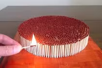 Chuyện gì xảy ra khi đốt 10 nghìn que diêm cùng lúc?