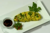 Món ăn tuyệt vời từ trứng, ngải cứu và óc lợn