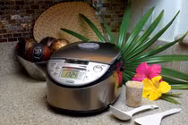 Mẹo chọn nồi cơm điện vừa rẻ đẹp vừa bền