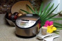 Mẹo chọn nồi cơm điện vừa rẻ đẹp vừa bền