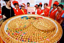 Bánh trung thu “dị” nhất thế giới