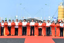 Thủ tướng phát lệnh thông xe cầu Cổ Chiên