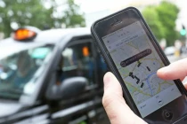 Dịch vụ đi xe sang giá bình dân “đặt gạch” ở VN