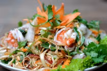 Bí quyết làm nộm hoa chuối hải sản ngon ngọt tại nhà