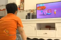 Cho trẻ xem tivi thế nào là đúng?