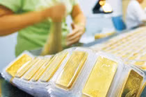 Người dân mua nhiều, vàng miếng lẻ hết nhẵn