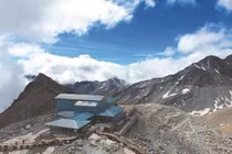 Cảnh "ế ẩm" của quán cà phê cao nhất thế giới ở Trung Quốc