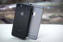 Hình ảnh khó cưỡng của iPhone 7 màu đen huyền bí