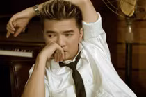 Dính tin đồn "yêu" Bảo Long, Mr Đàm bỏ ghế giám khảo