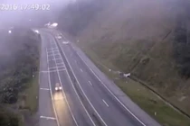 Cảnh tượng khủng khiếp khi xe chở 44.000 lít cồn phát nổ