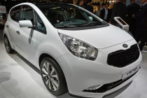 Xe gia đình nhỏ thực dụng Kia Venga 2015 trình làng