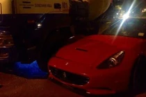 Siêu xe Ferrari California độ gặp nạn ở Hà Nội